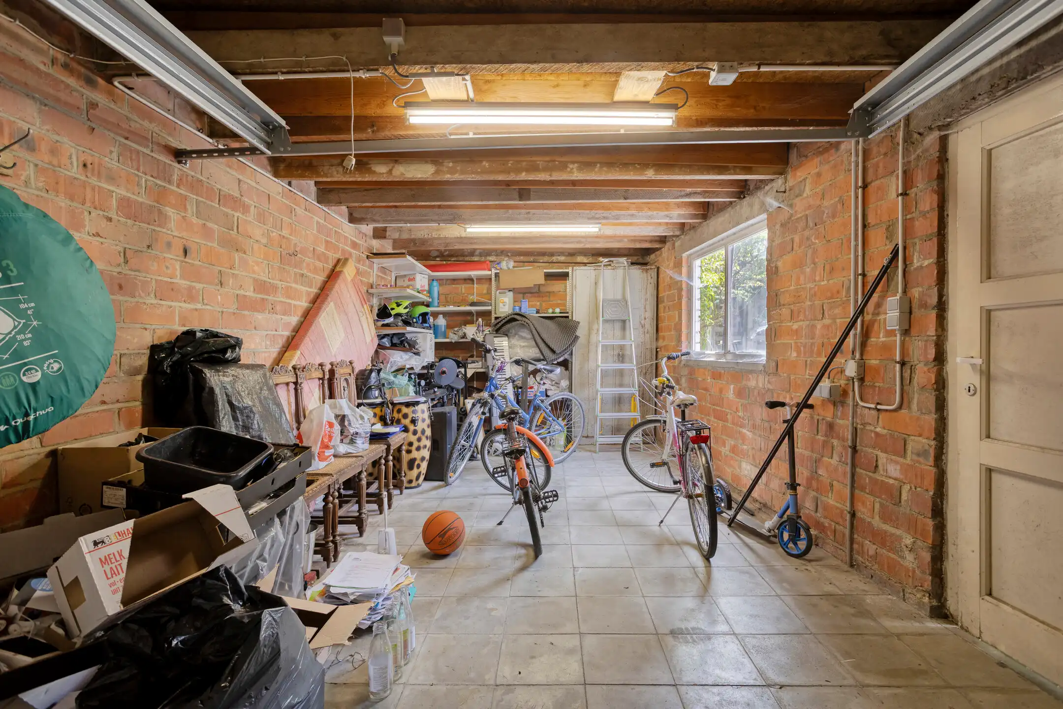 Instapklare woning met 3 slaapkamers, ruim terras, garage foto 13