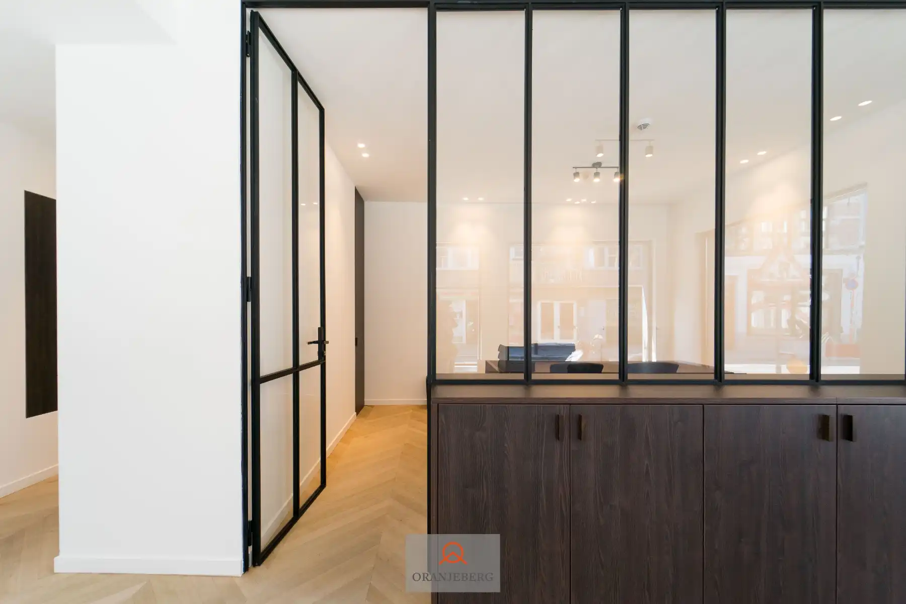 Prachtig handelsgelijkvloers in centrum Gent foto 9