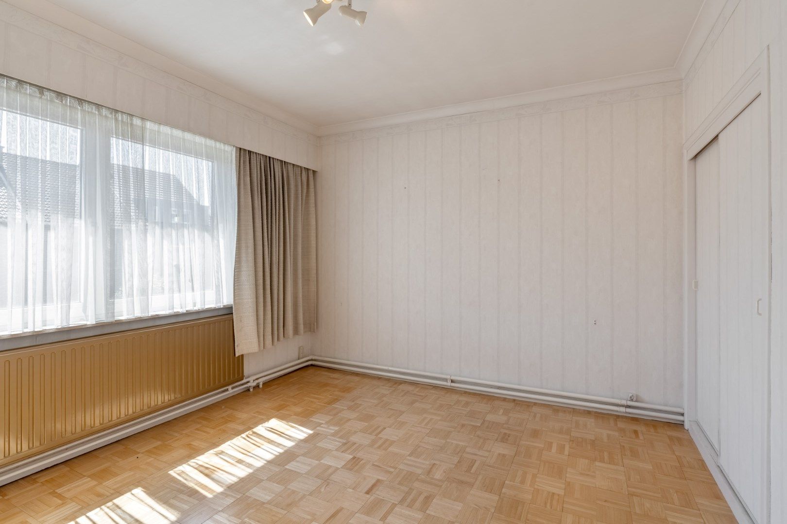 Gezinswoning met 3 slpk, garage, 4a14ca foto 14