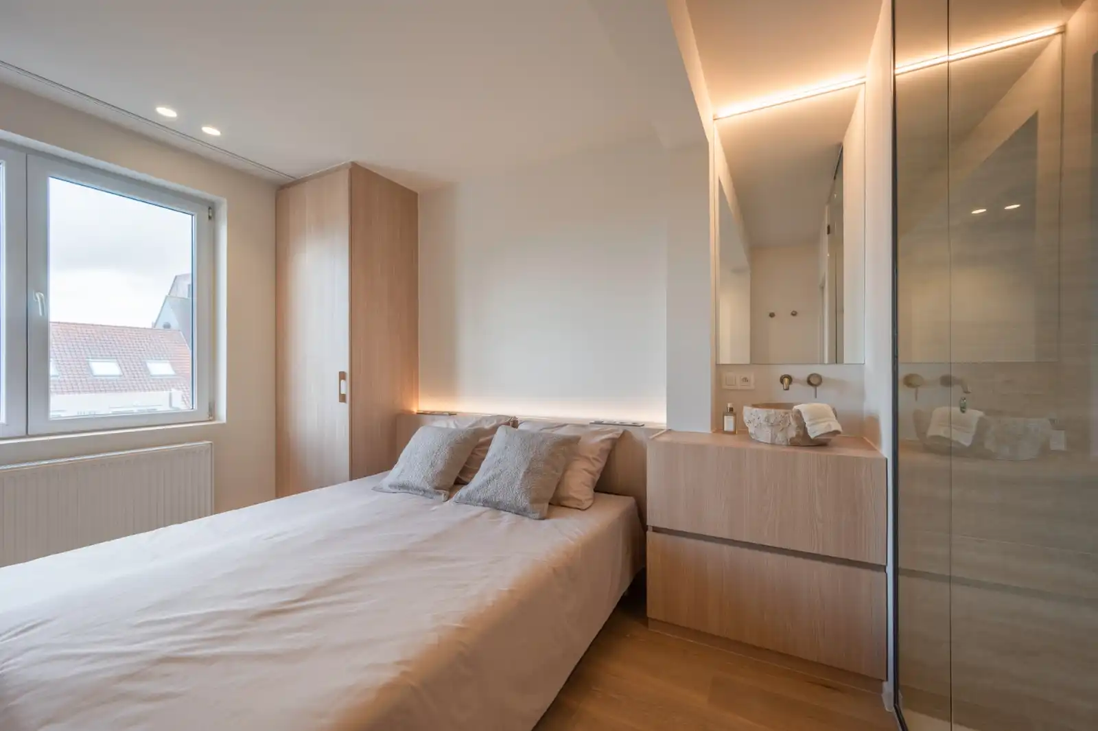 Luxueus 3-slaapkamerappartement met royale gevelbreedte van 6,75 m op de Lippenlsaan. foto 14