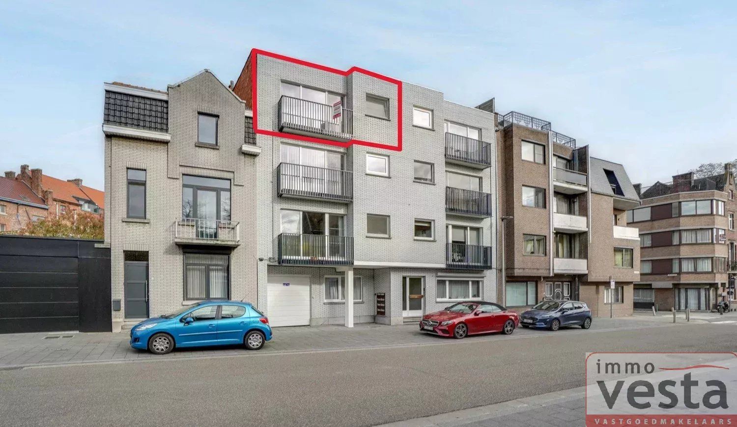 Ruim tweeslaapkamerappartement foto 2