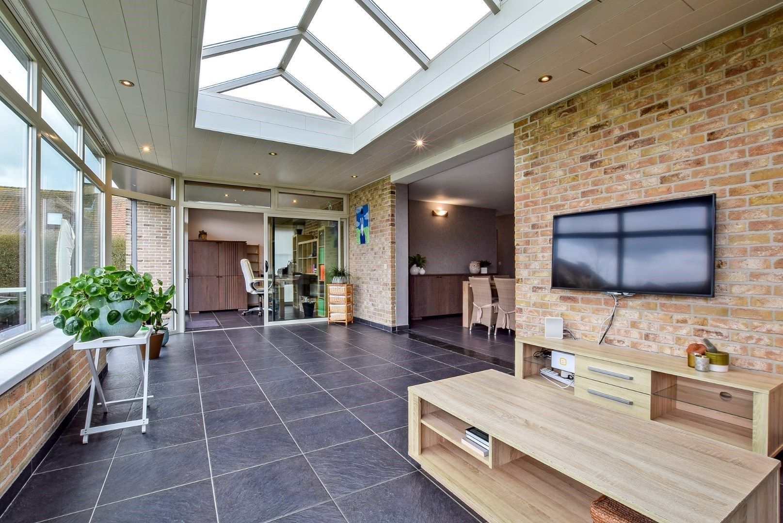 Energiezuinige alleenstaande villa met 5 slaapkamers. foto 9