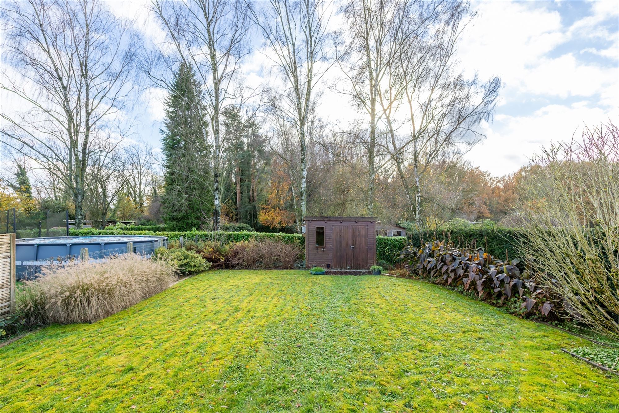 Instapklare halfopen bebouwing in een groene en rustige omgeving foto 32