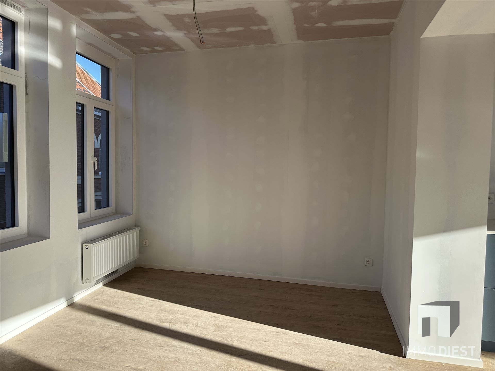 Knap appartement met terras en 2 slpks - centrum Diest - veel lichtinval foto 4
