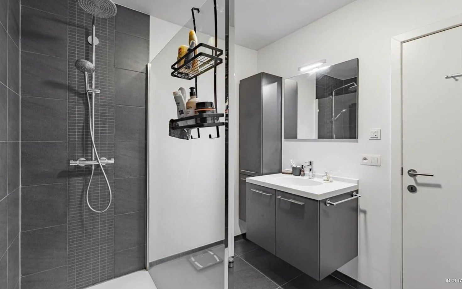 Gelijkvloers appartement gelegen in het centrum van Paal. foto 8