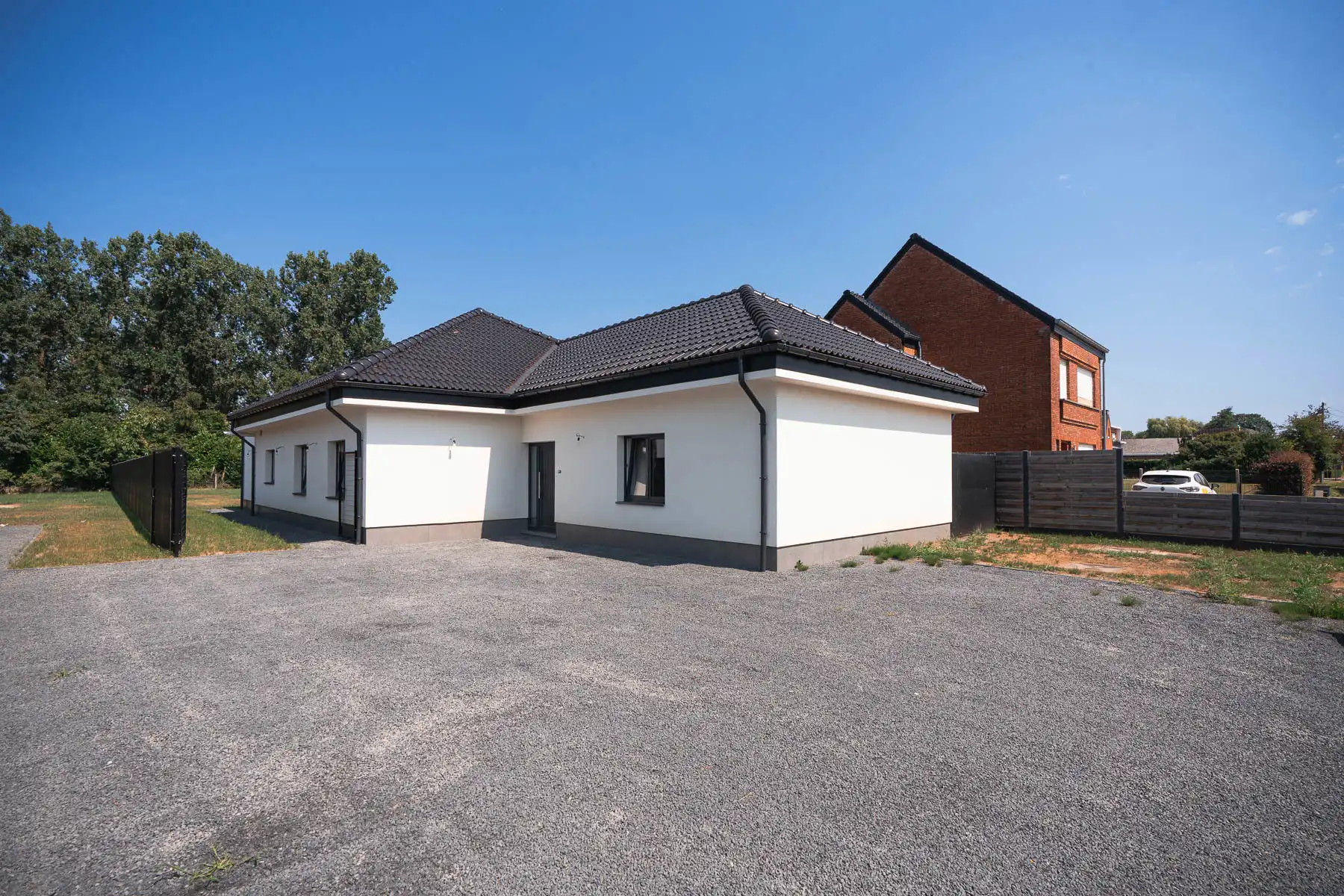 Ruime, recent gerenoveerde gezinswoning op gunstige ligging foto 2