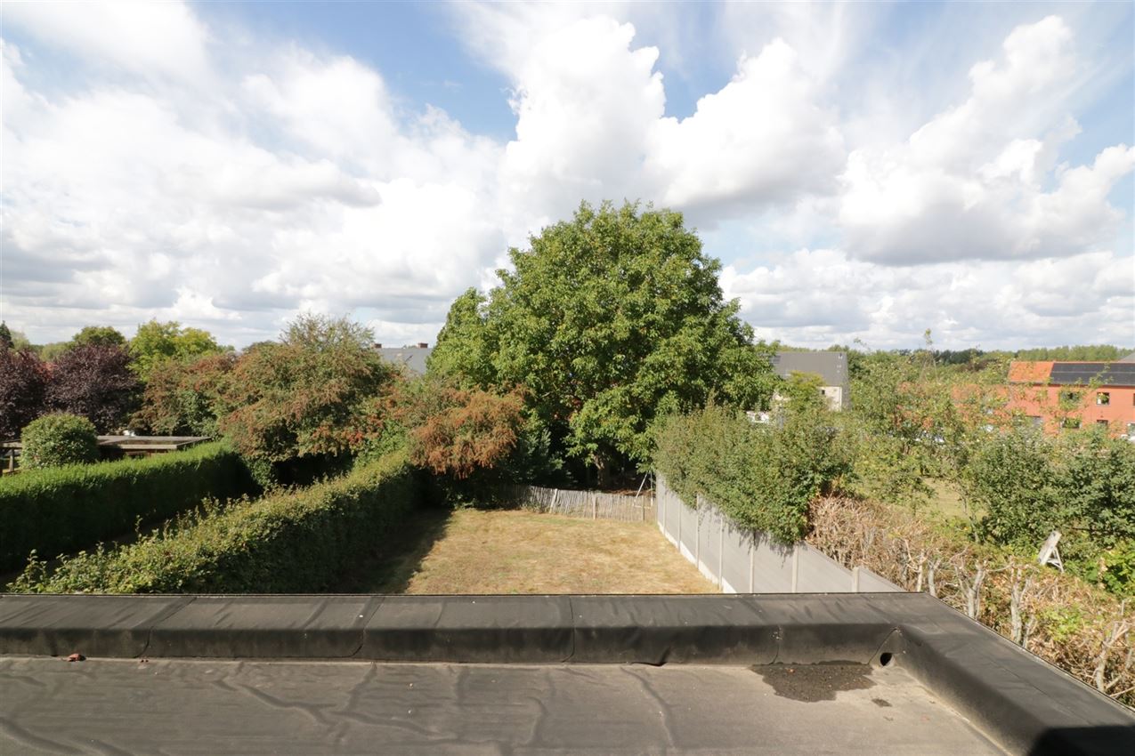 Recente woning met vier slpk, tuin, garage op rustige locatie foto 44
