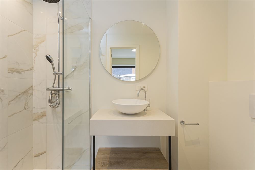 Gerenoveerd 3-slpkr appartement + ruim terras| Antwerpen-Centrum  foto 12