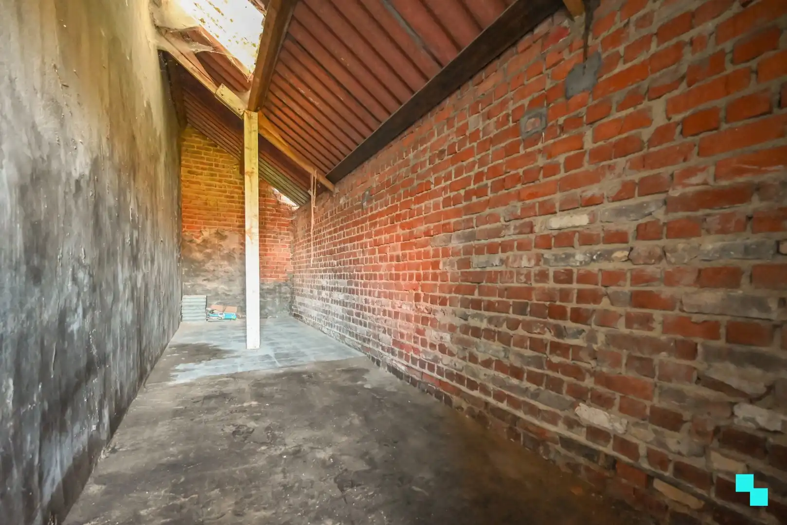 Te renoveren woonst landelijk gelegen tussen Izegem en Ardooie foto 29