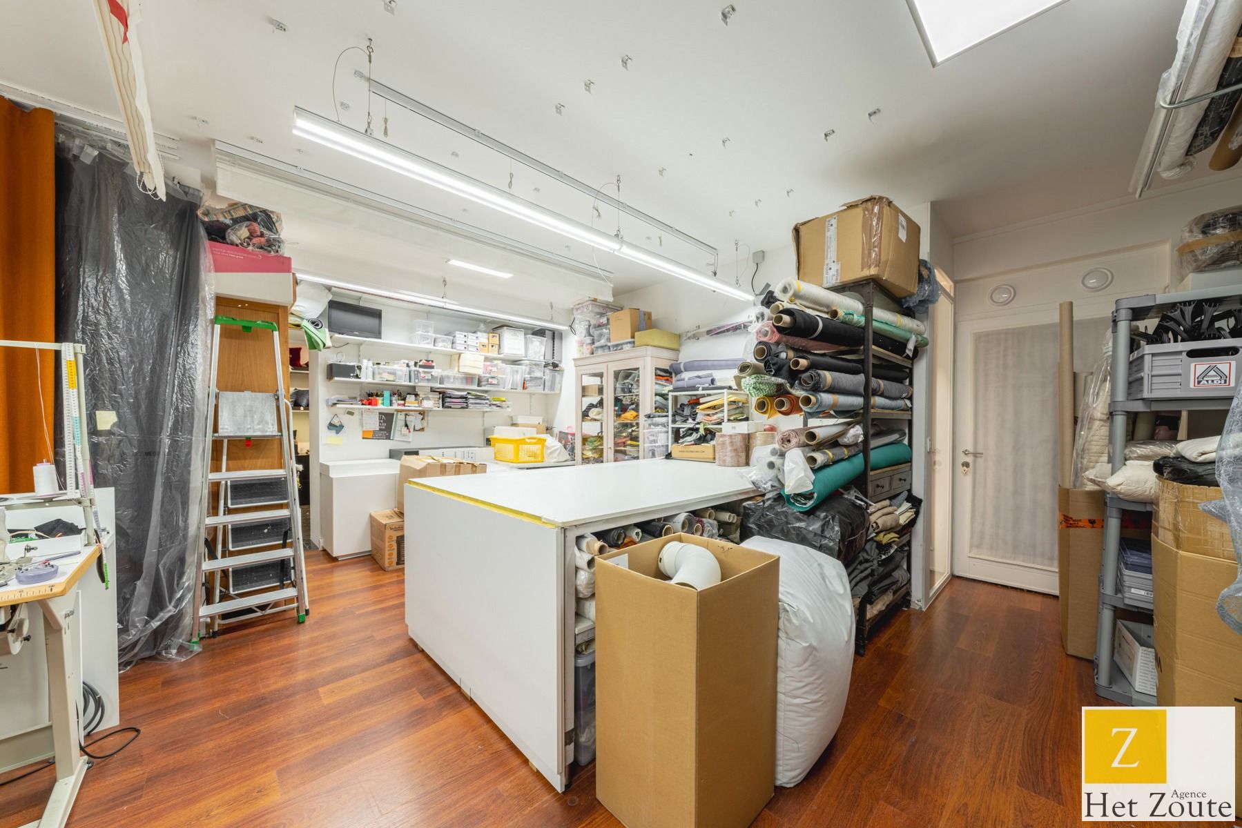 Handelspand met studio op uitstekende ligging te Knokke foto 7