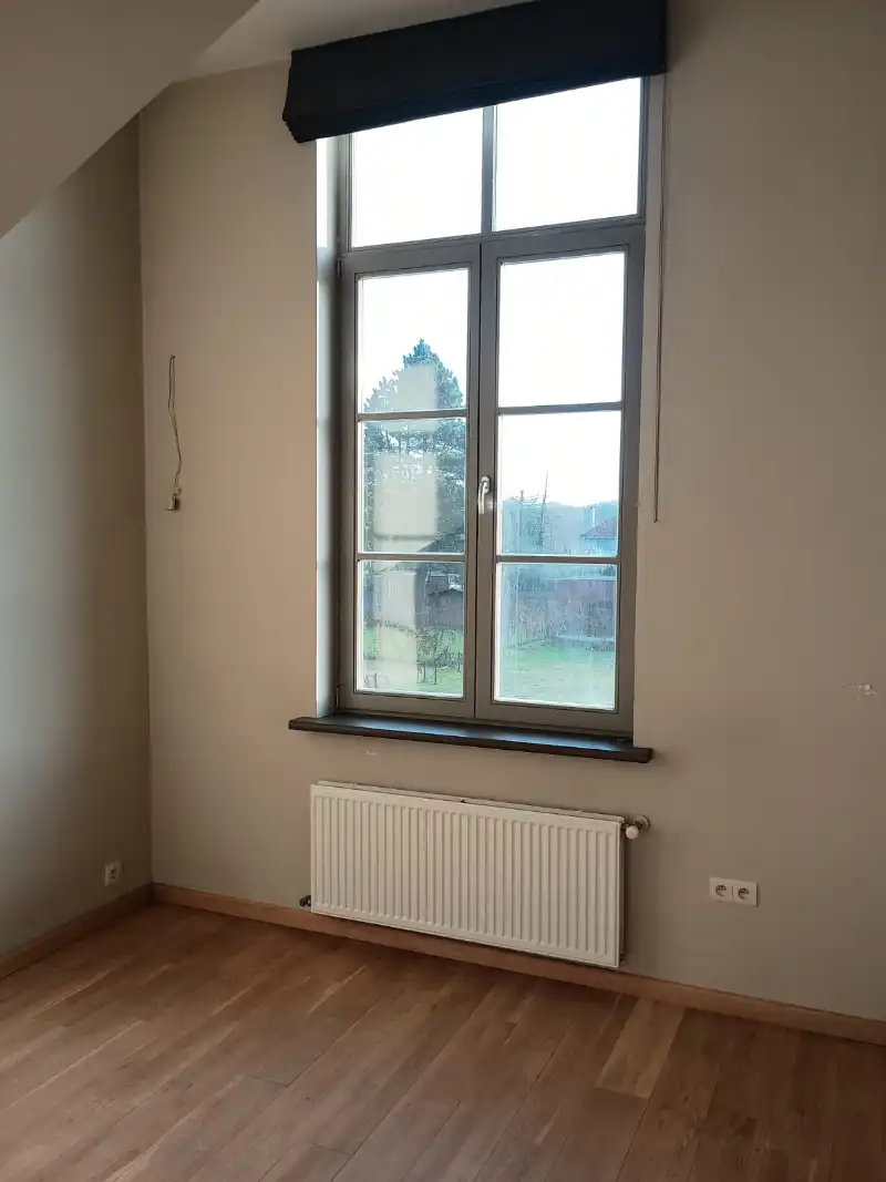 Mooie woning en gerestaureerd schoolgebouw foto 18