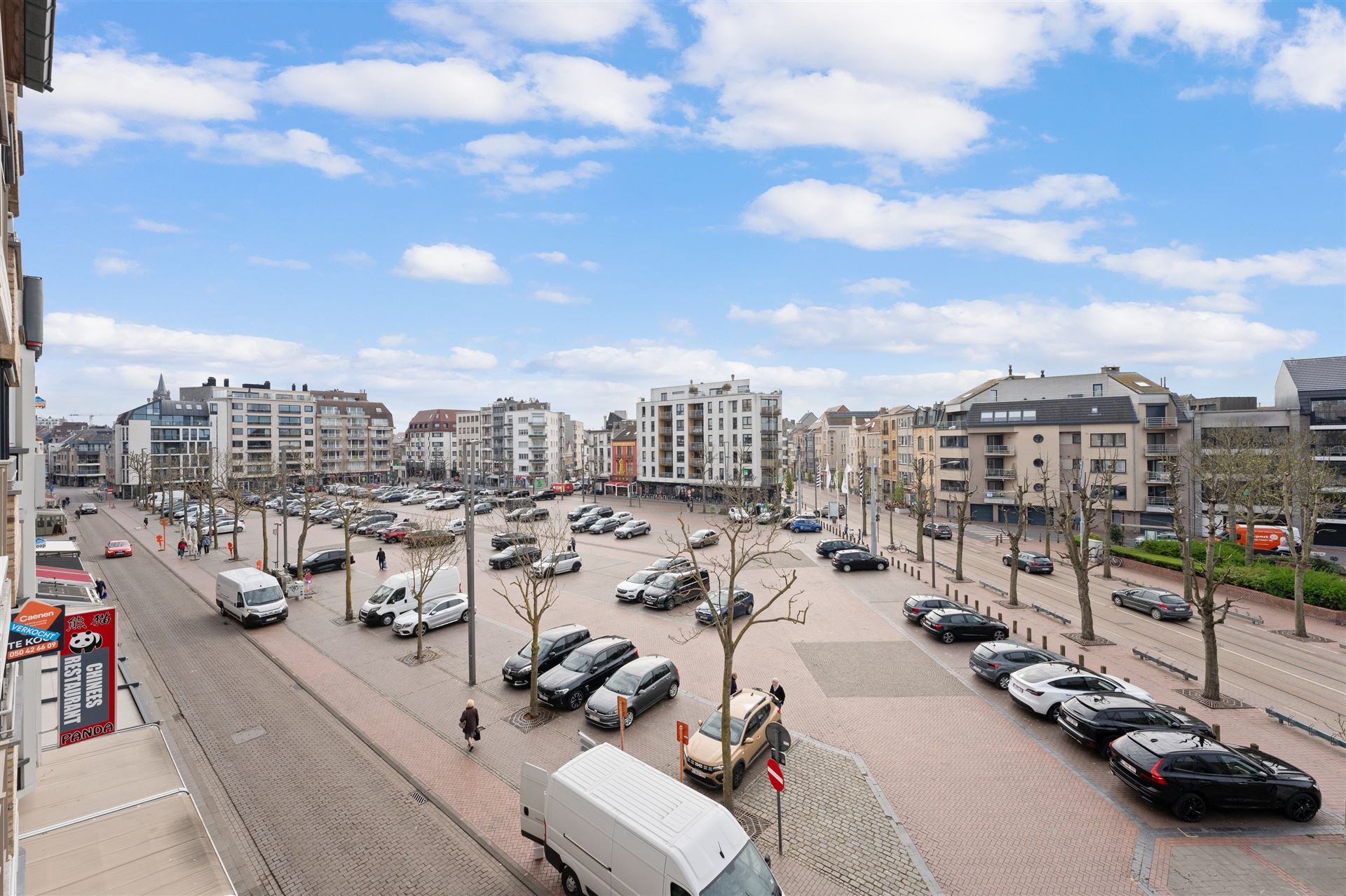 RECENT GEBOUW / ZON / GROTE MARKT foto 12