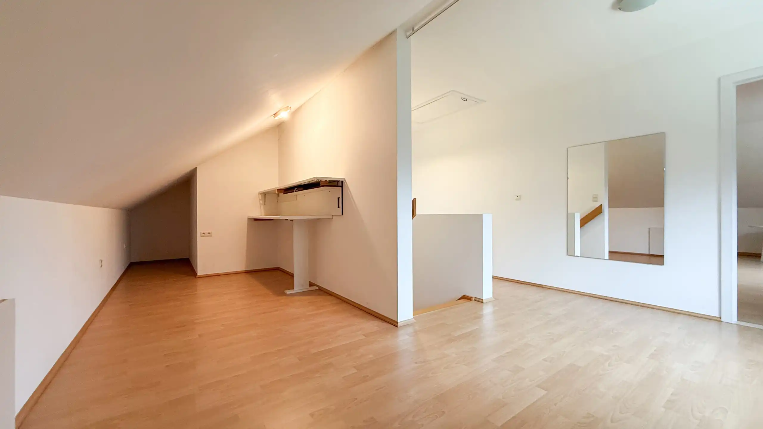 Gezinswoning met ruime garage op riant perceel te Beringen! foto 35