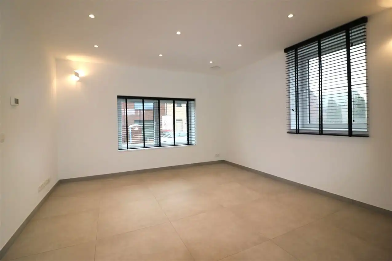 Vernieuwbouw op toplocatie, 3 slpk, tuin en garage foto 22