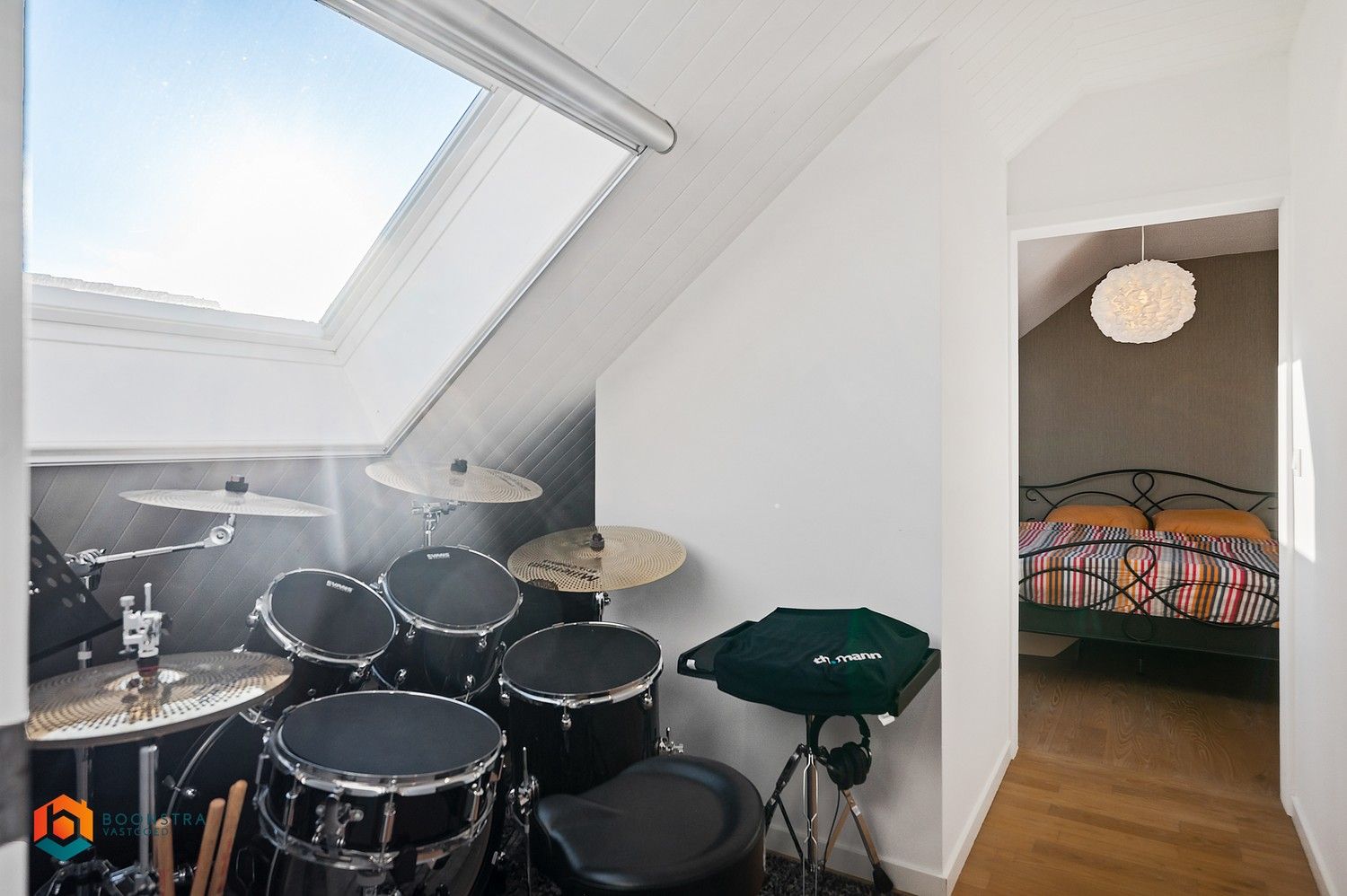 Gerenoveerde woning met 3 slpkrs in doodlopende straat te Hallaar foto 21