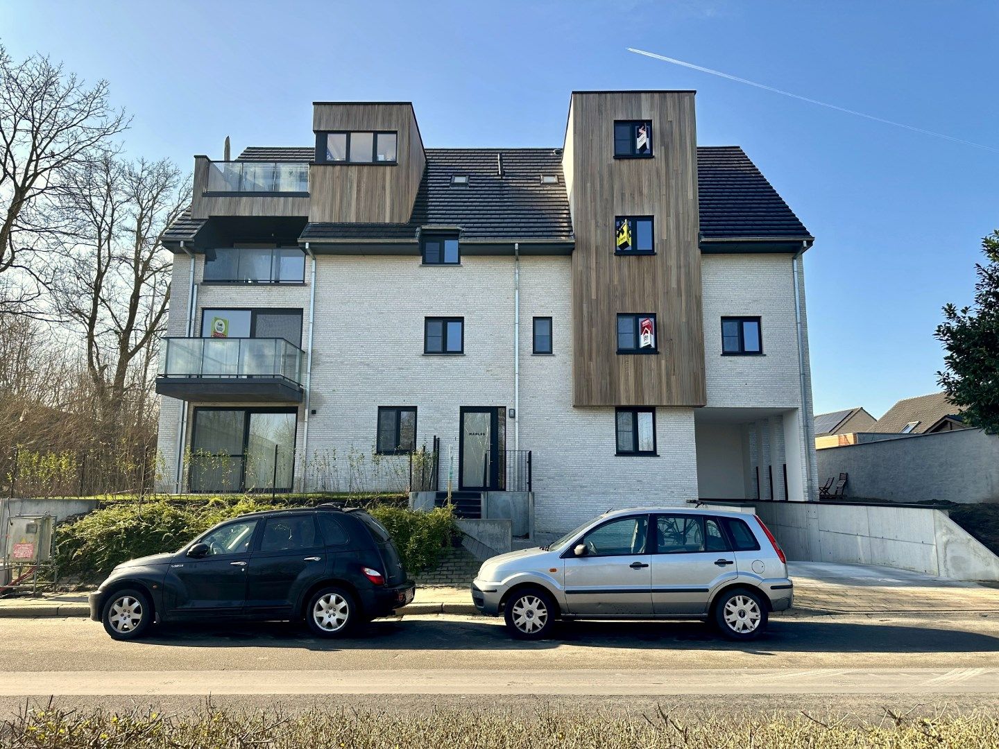 Nieuwbouwappartement met twee slaapkamers foto {{pictureIndex}}