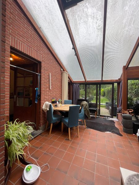 Leuke instapklare half-open bebouwing met tuin & garage foto 6