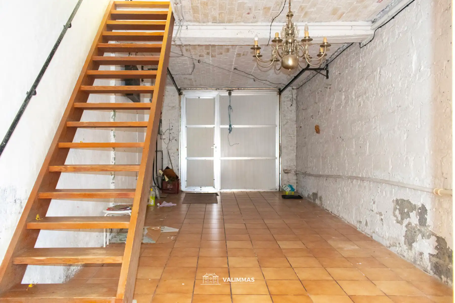 Ruime woning mt bijgebouwen & atelier (achteraan bereikbaar) foto 7