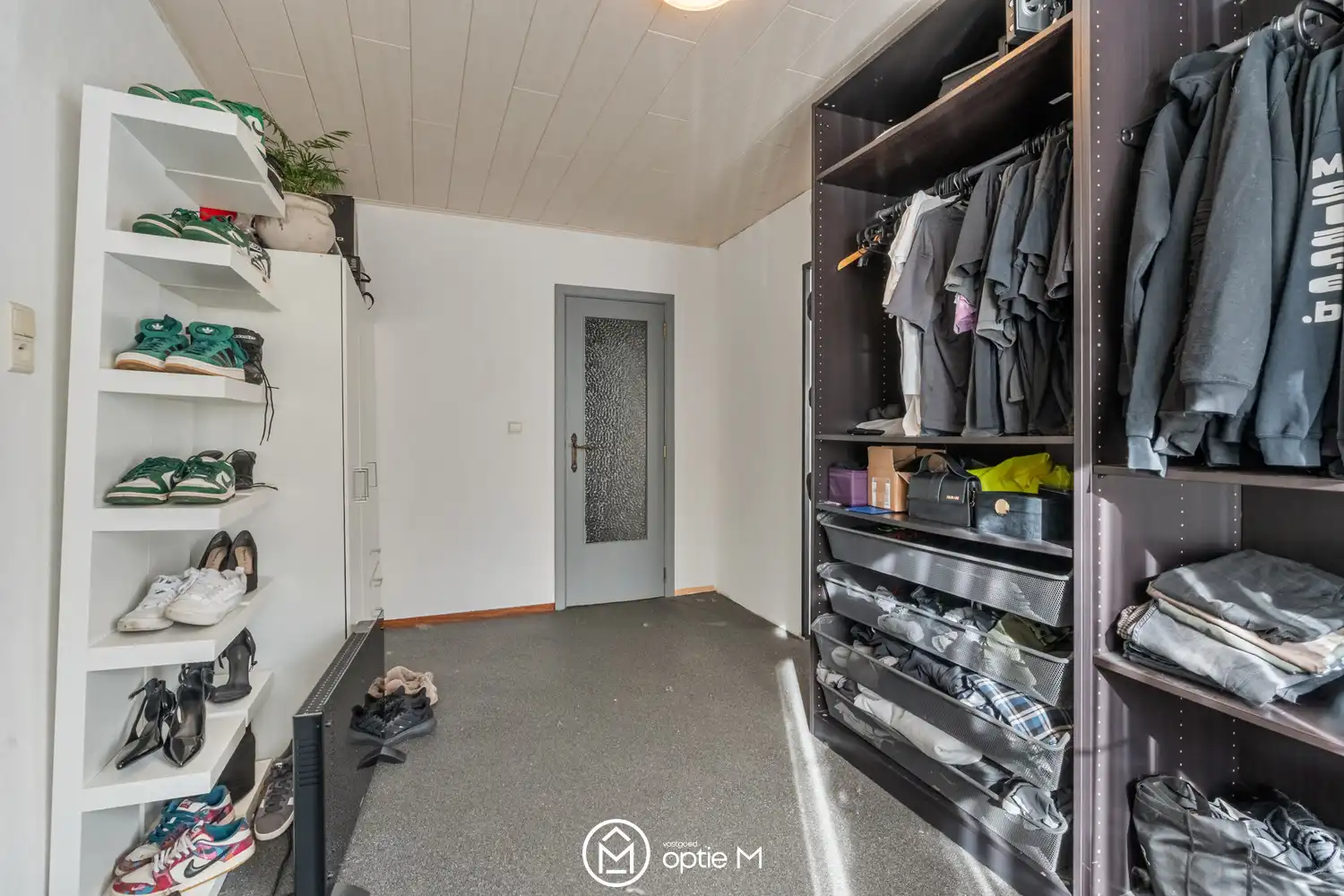 Investeringspand te koop in Genk – Twee verhuurde appartementen met onmiddellijk rendement foto 17