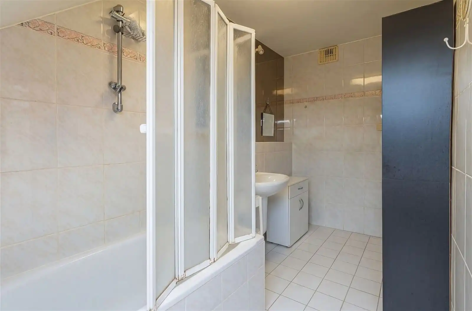 Unieke opbrengsteigendom in Lennik (5app) foto 17