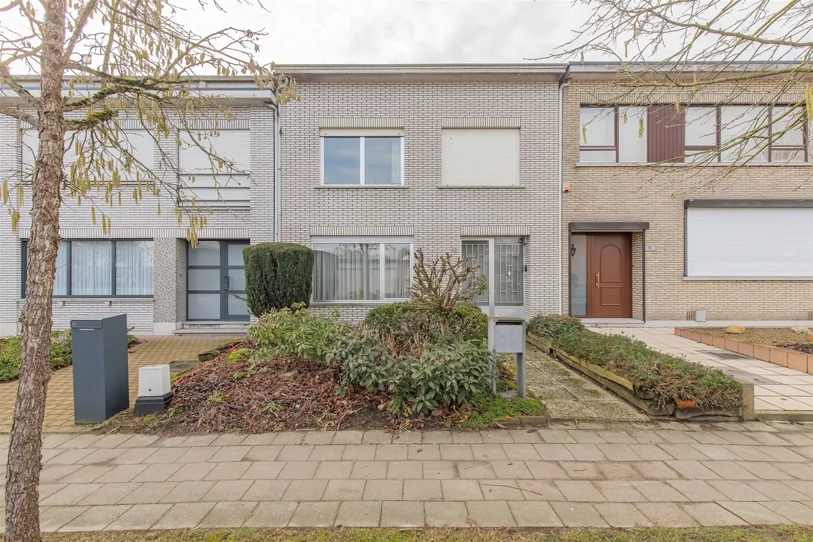 Hoofdfoto van de publicatie: Te renoveren woning met potentieel, 3 slpk & dubbele garage