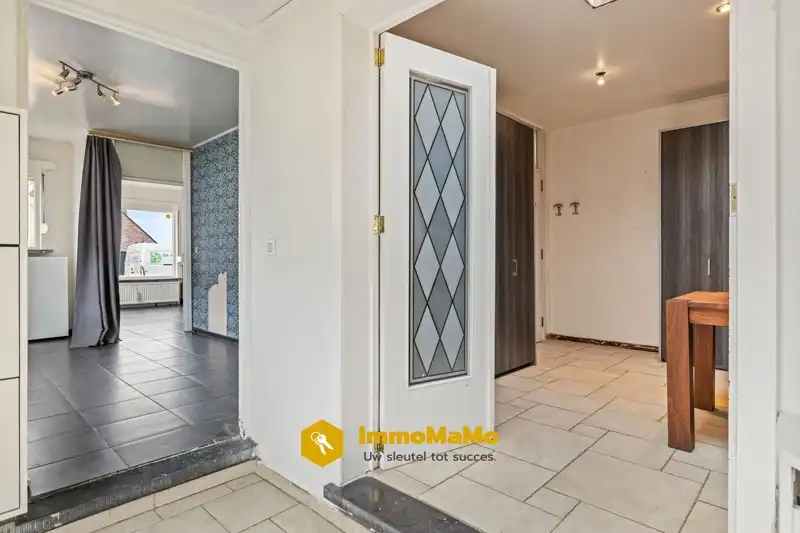 RUIME GEZINSWONING MET GROENE TUIN TE KOOP IN WACHTEBEKE foto 11