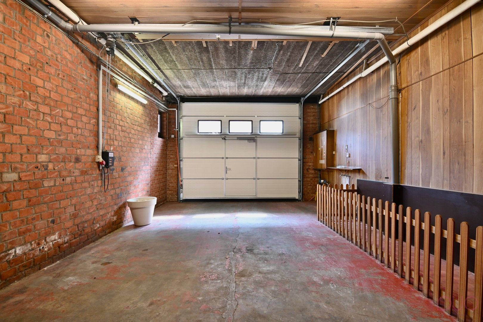 Bel-etage woning met twee slaapkamers en onderliggende garage van ca. 100m2 foto 11