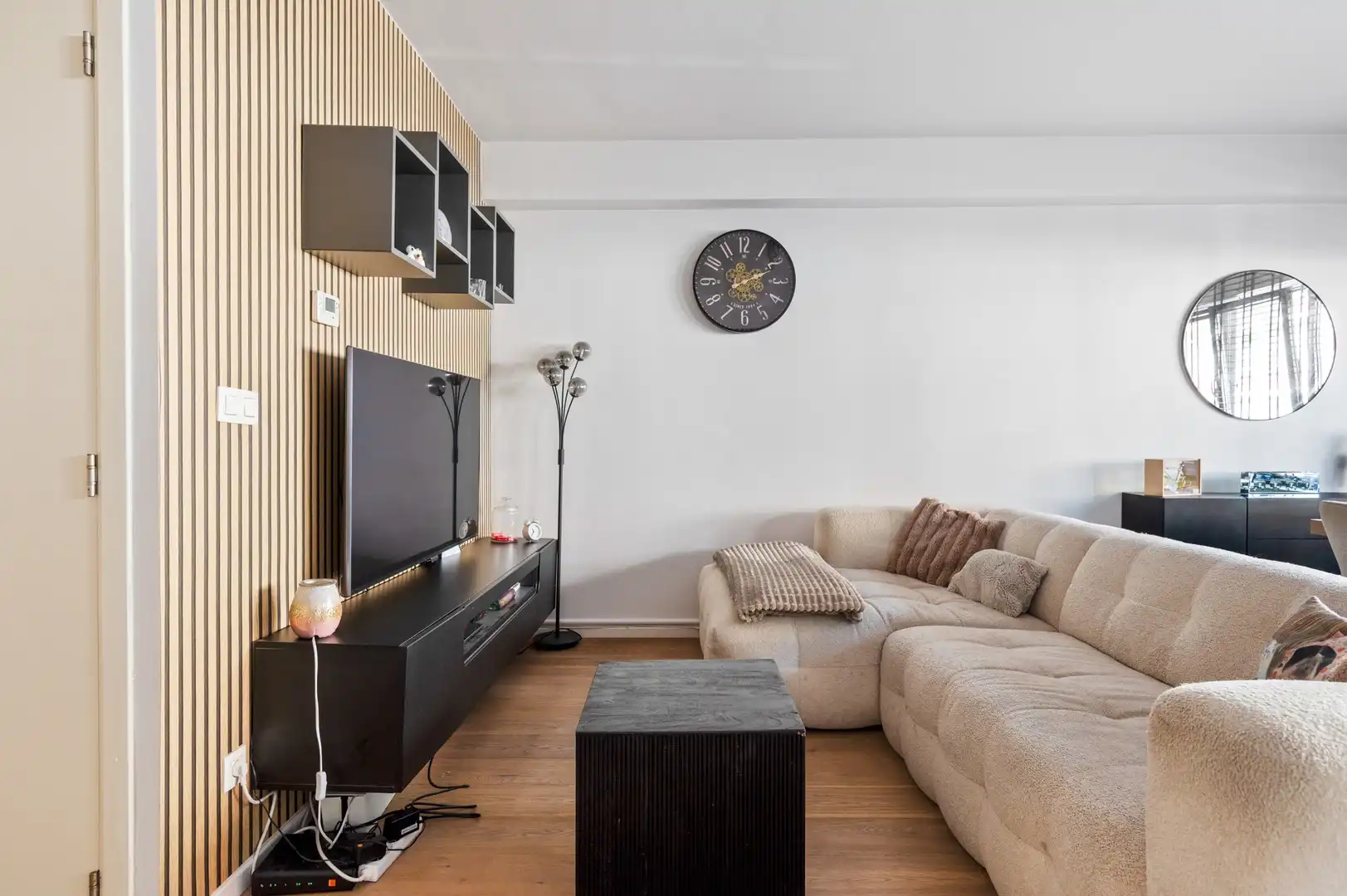 Lichtrijk GLV-appartement met zonnige tuin foto 4