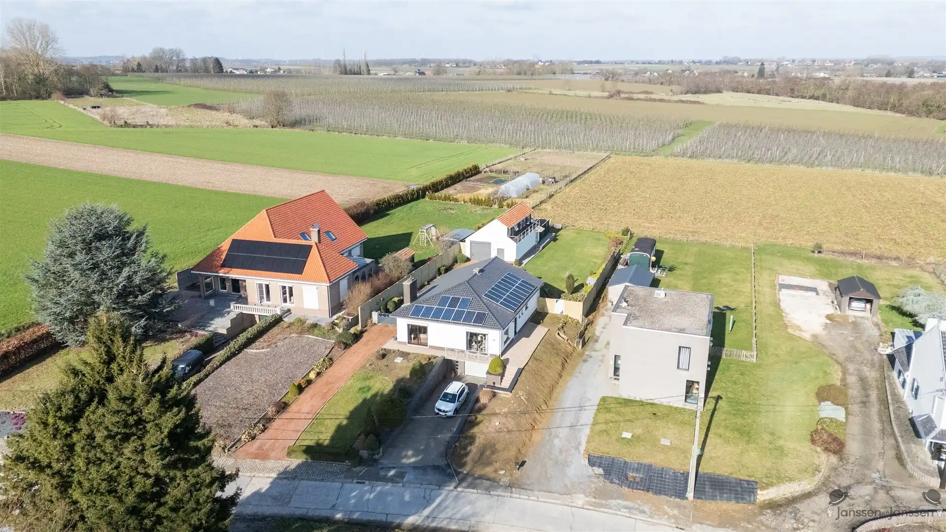 Rustig gelegen woning met prachtig uitzicht foto 25