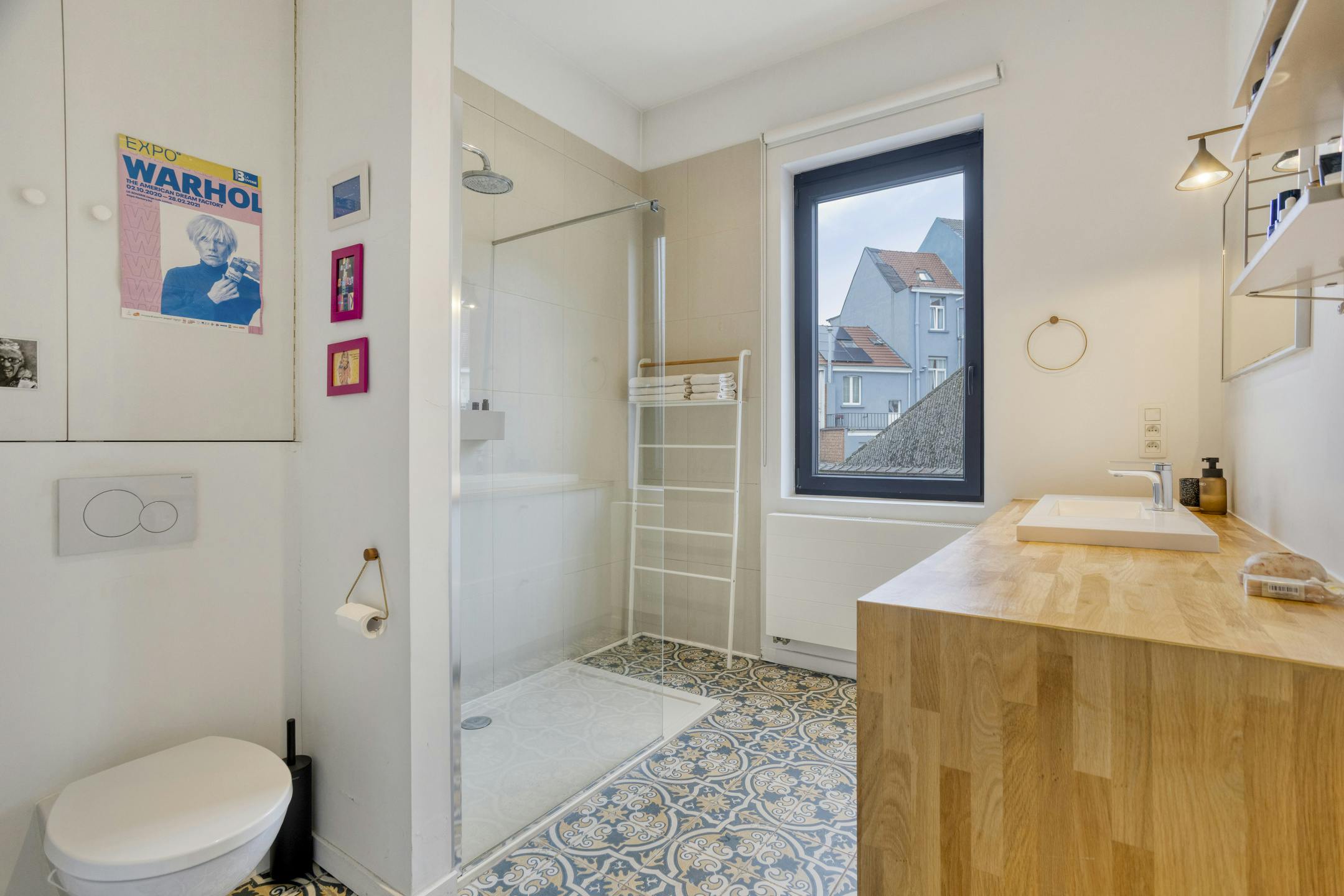 Volledig gerenoveerd appartement in Sint-Gillis foto 13