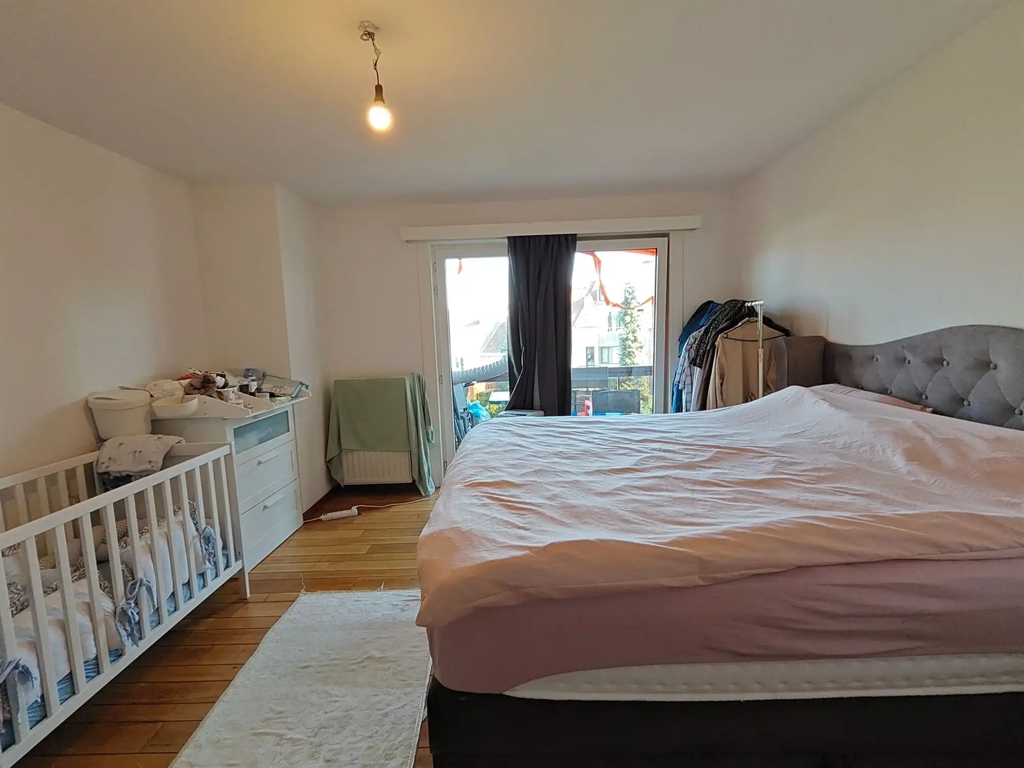 2 slaapkamers appartement met terras foto 14