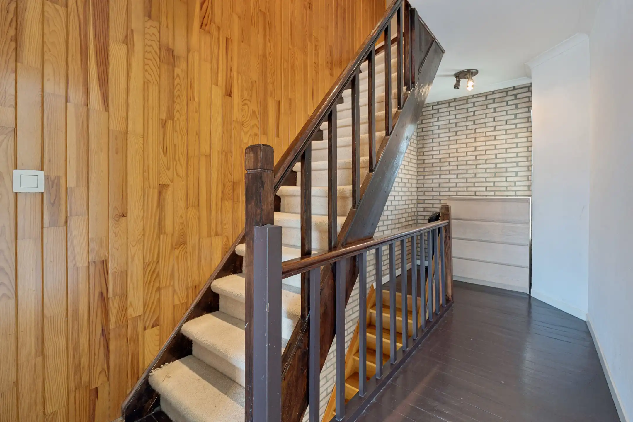 Gezellige, instapklare 2-gevelwoning nabij centrum Okegem foto 19