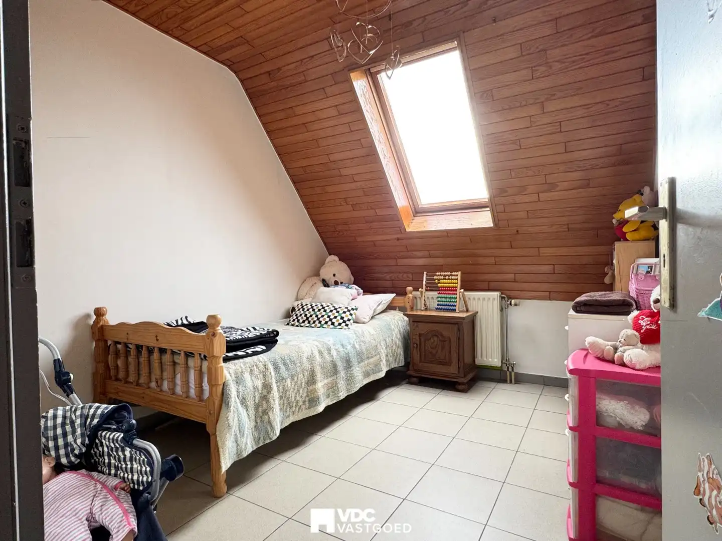 Mooi appartement met 2 slaapkamers in centrum Borgloon foto 2