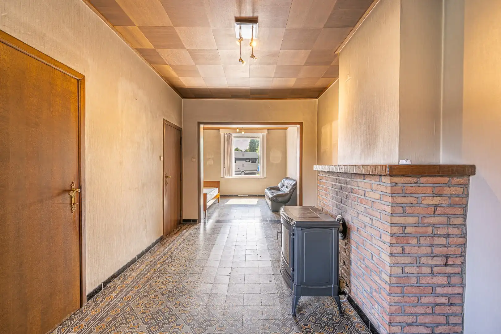 Open woning op een groot perceel in Moorslede-centrum foto 15