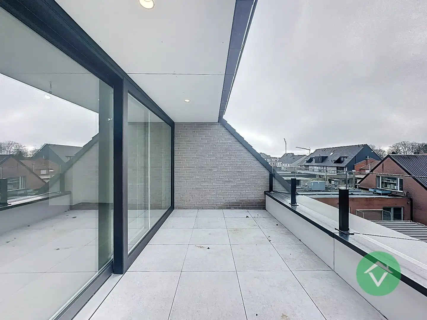 Nieuwbouwappartement met 2 slaapkamers en 2 terrassen in centrum Koekelare  foto 11