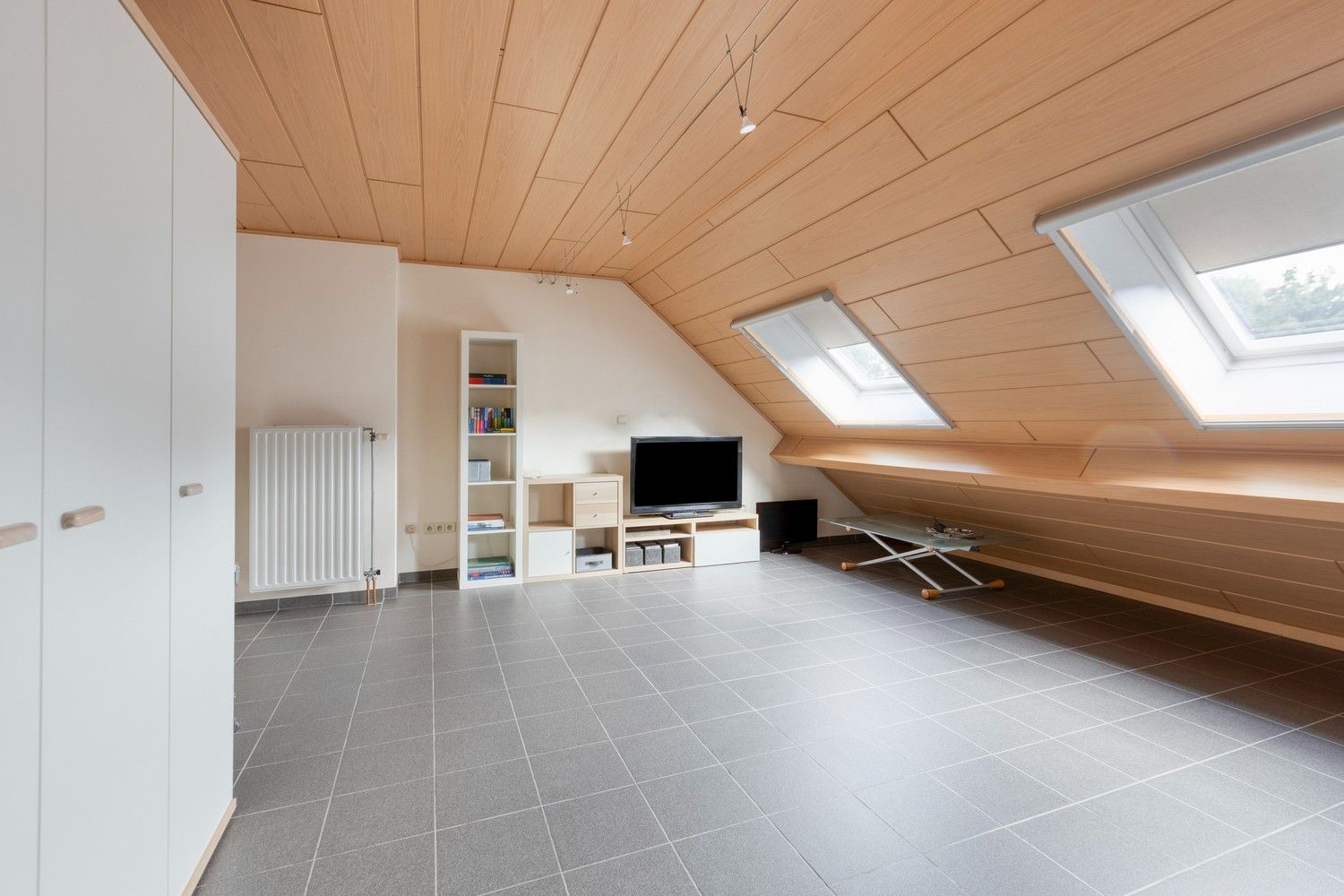 Instapklare woning in een bosrijke, rustige buurt te Maasmechelen! foto 22