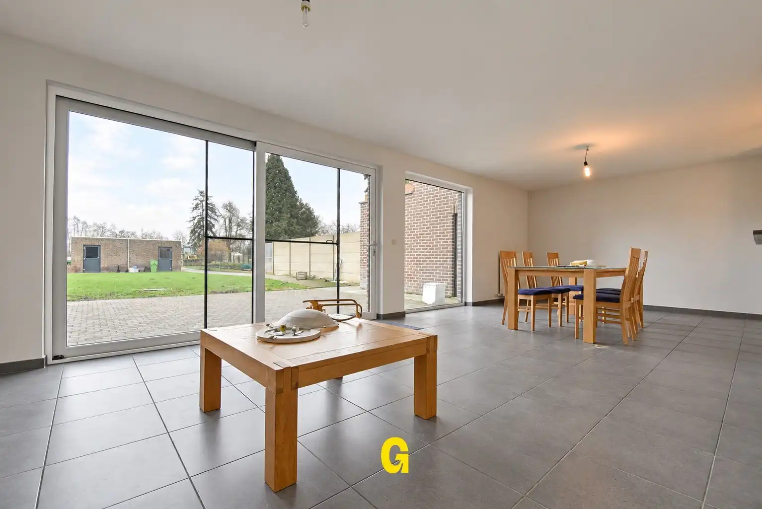 Ruim en degelijk gelijkvloersappartement met groot terras en tuintje   foto 8
