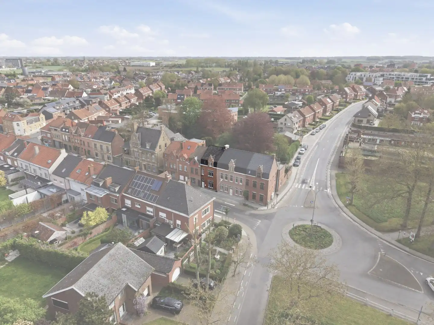 Exclusief gerenoveerde herenwoning met 4 slaapkamers, 2 badkamers en een adembenemende stadstuin. foto 45