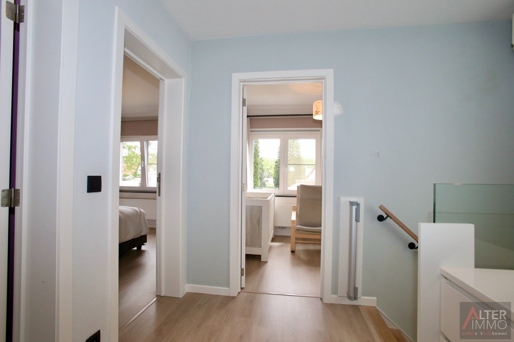 Volledig gerenoveerde woning - 3 slaapkamers op een extra breed (21,5m breed), zuidelijk georiënteerd perceel van 7a 41ca! foto 17