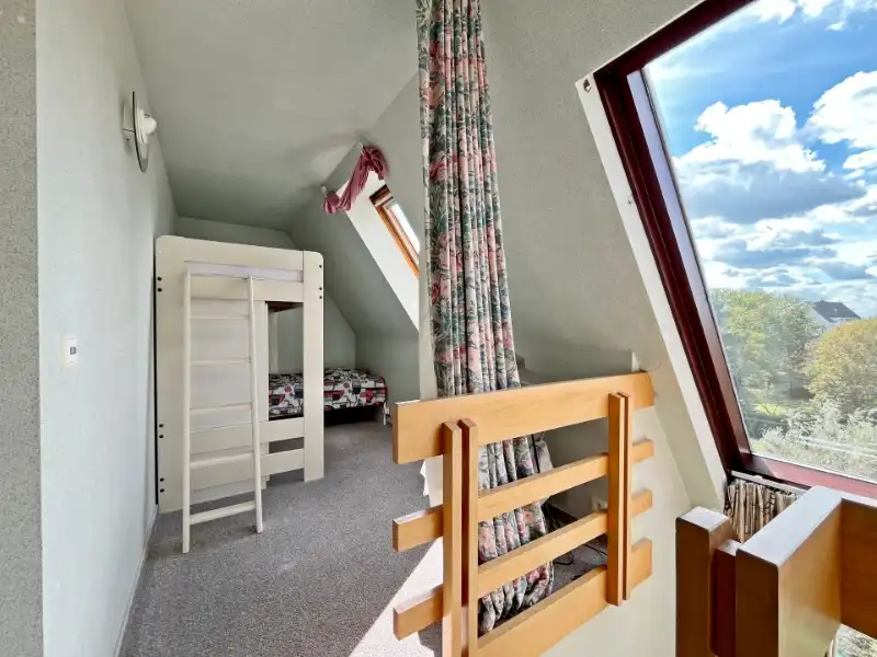 ZONNIG DUPLEX-APPARTEMENT MET RUIM TERRAS EN 3 SLAAPKAMERS + 1 SLAAPHOEK foto 14