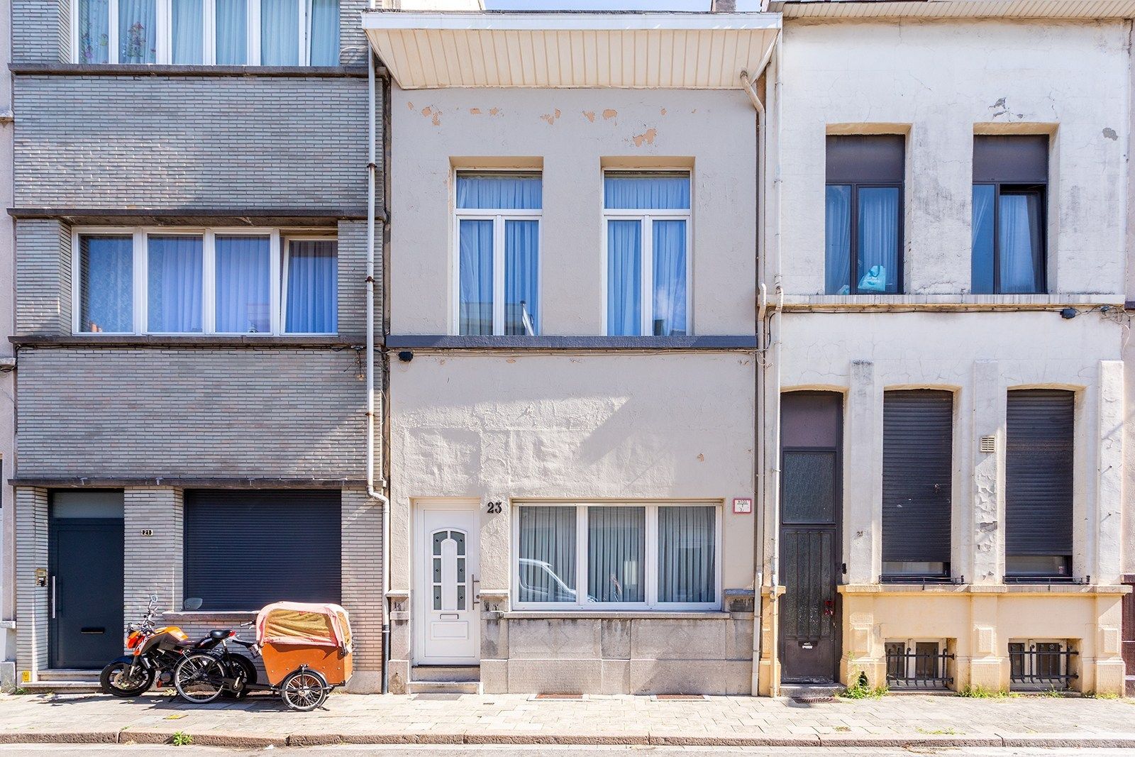 Verzorgde woning met 5 slpks en koer foto 15