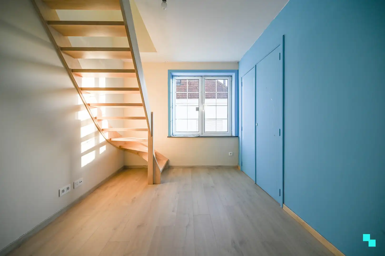 Riante handelswoonst in Waregem foto 35