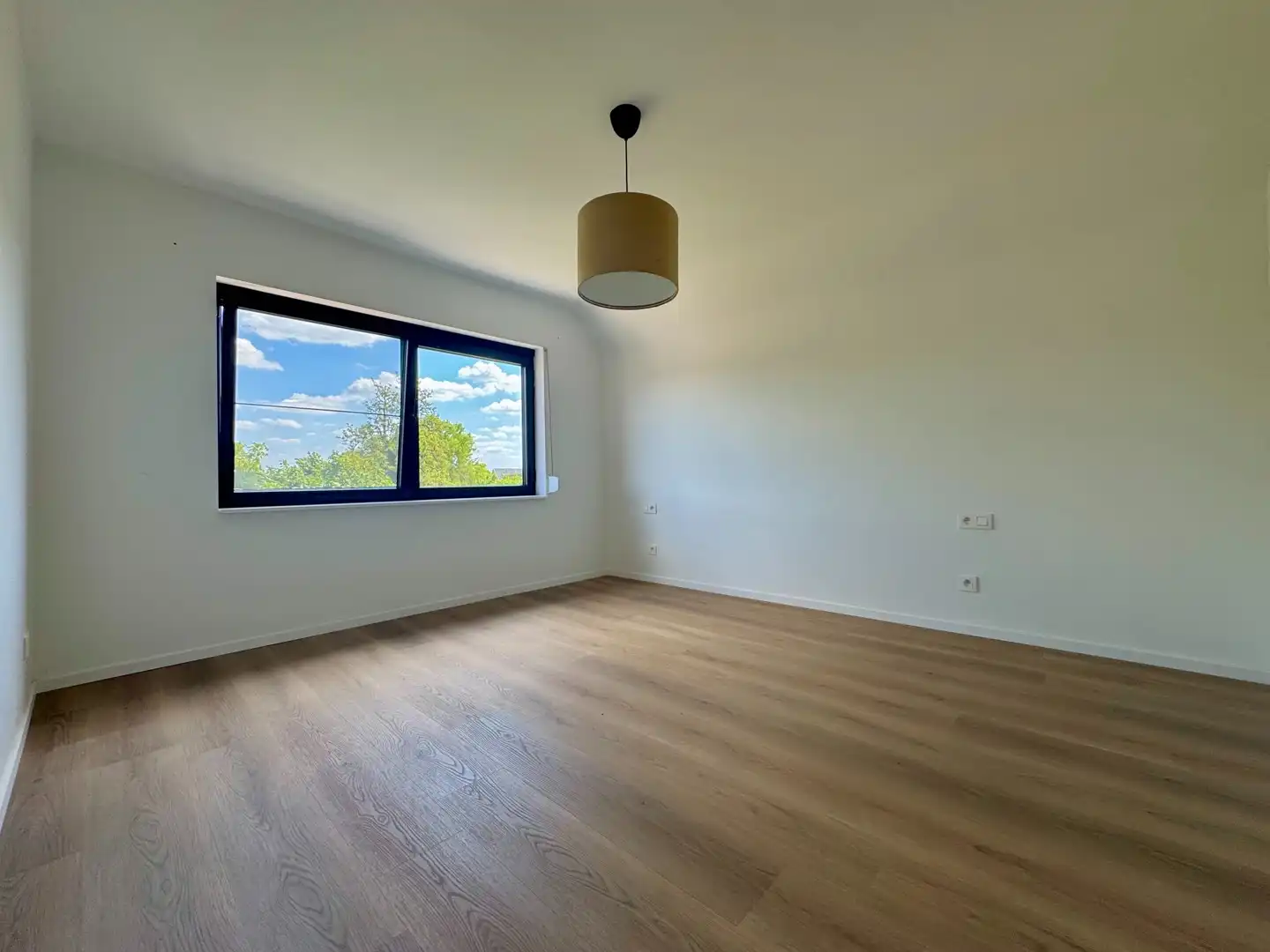 Gerenoveerde vrijstaande woning met 3 slaapkamers te huur foto 16