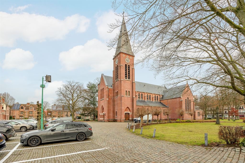 Op te frissen appartement met groot zonnig terras  foto 16