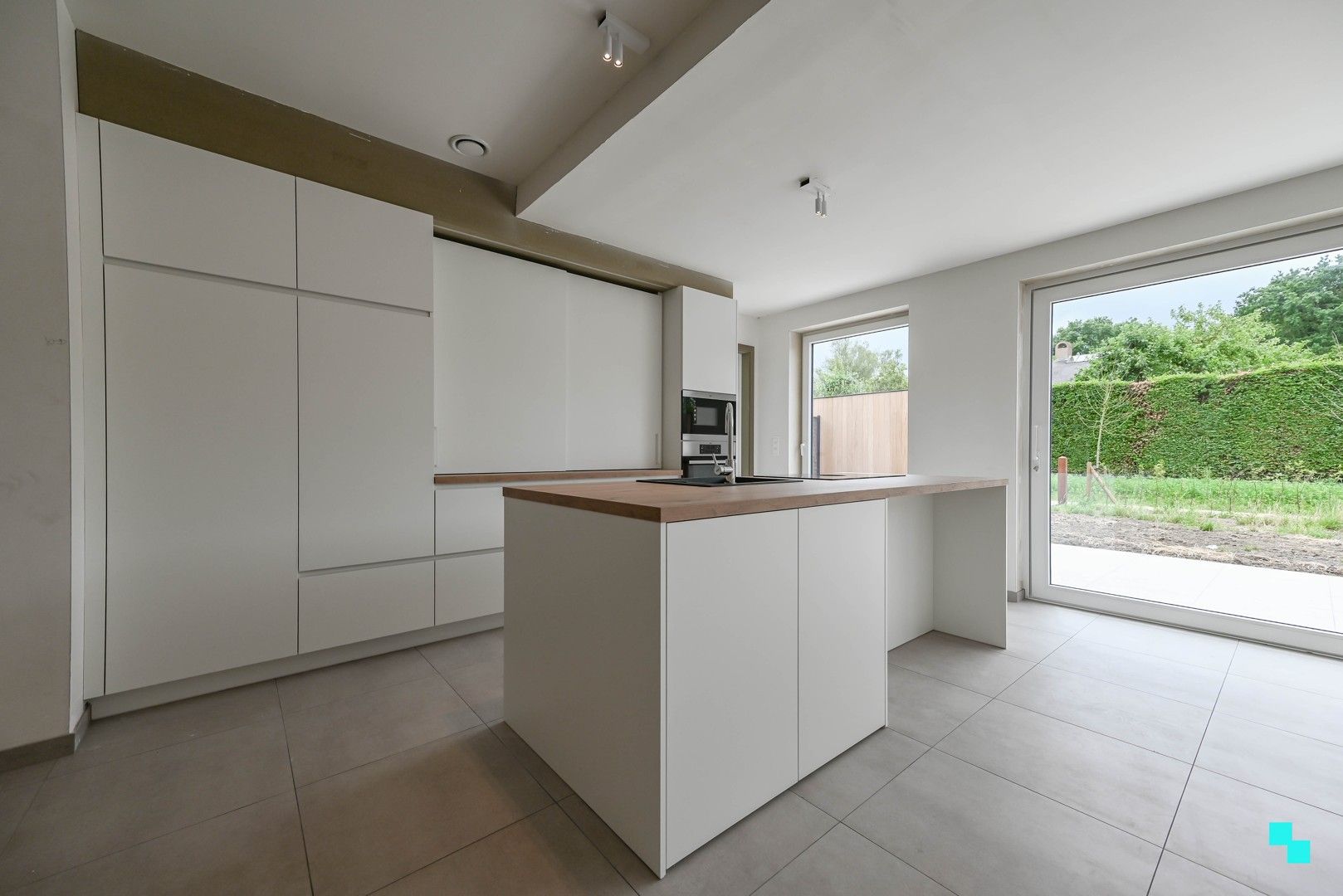Moderne en energieneutrale parkwoning met zicht op het groen te Bosmolens foto 10