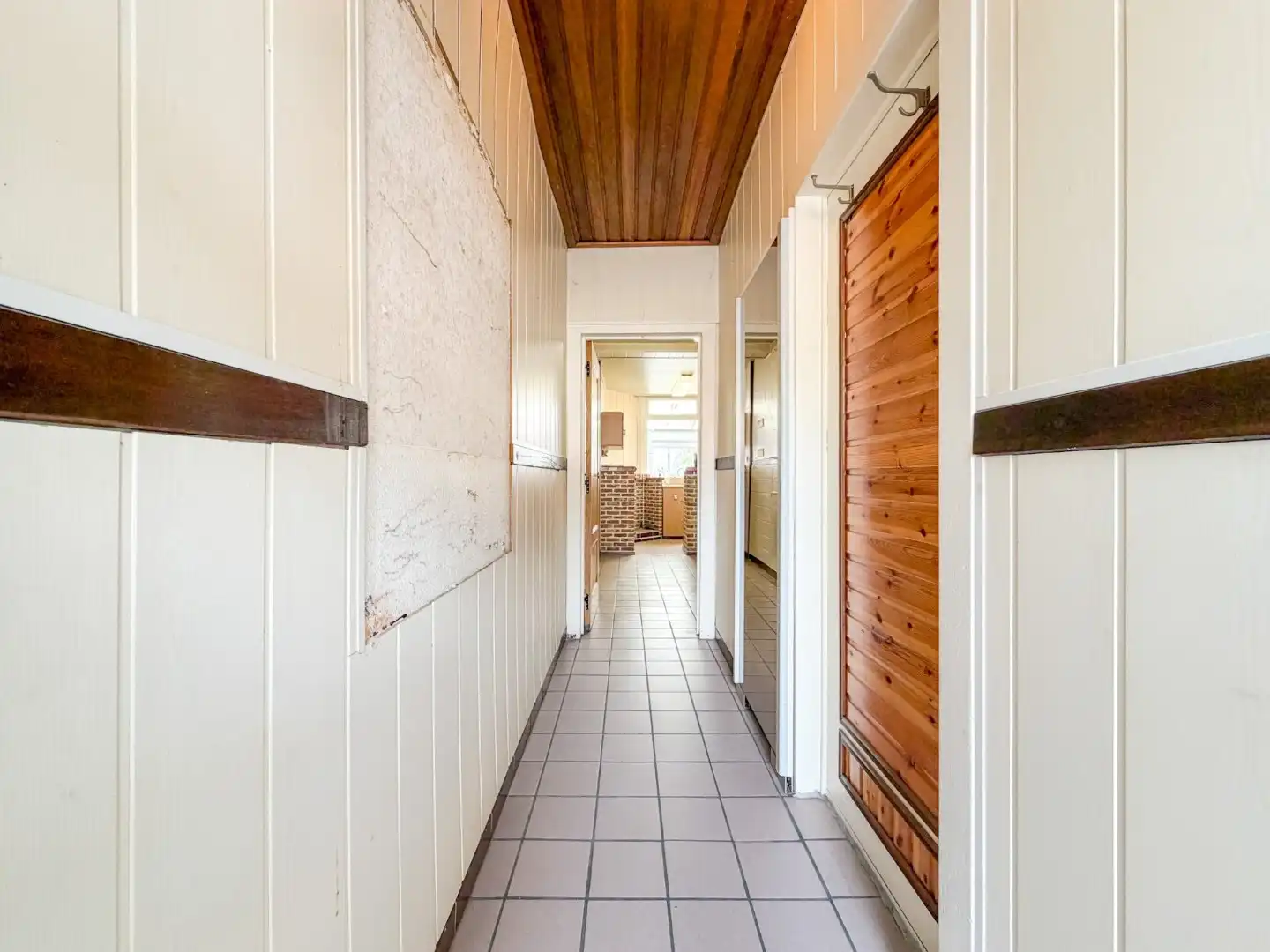 Ruime tussenwoning (211 m²) met zonnige koer, 3 slpk, Torhout foto 4