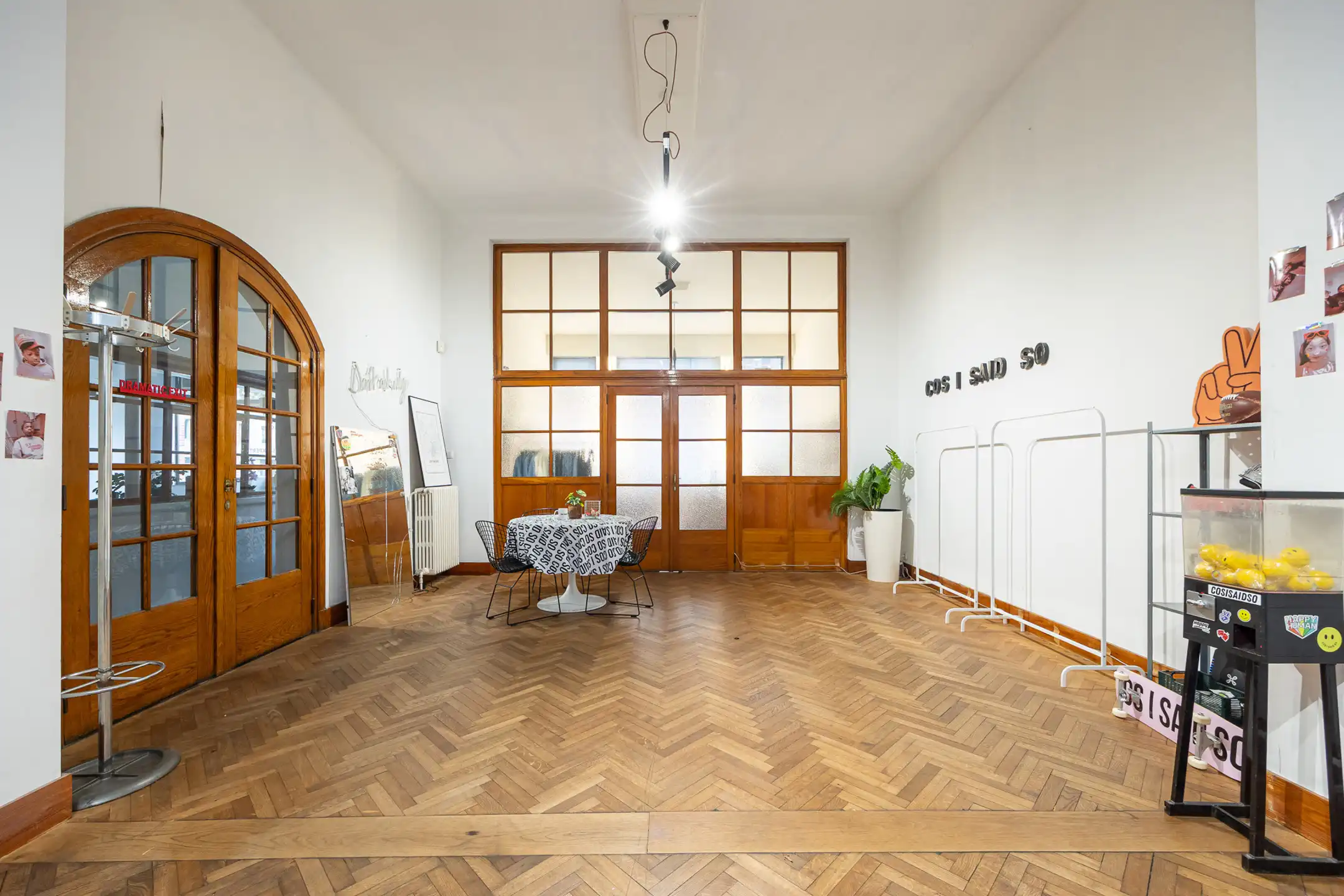 Iconische handelsruimte in landmark gebouw op het Eilandje foto 4