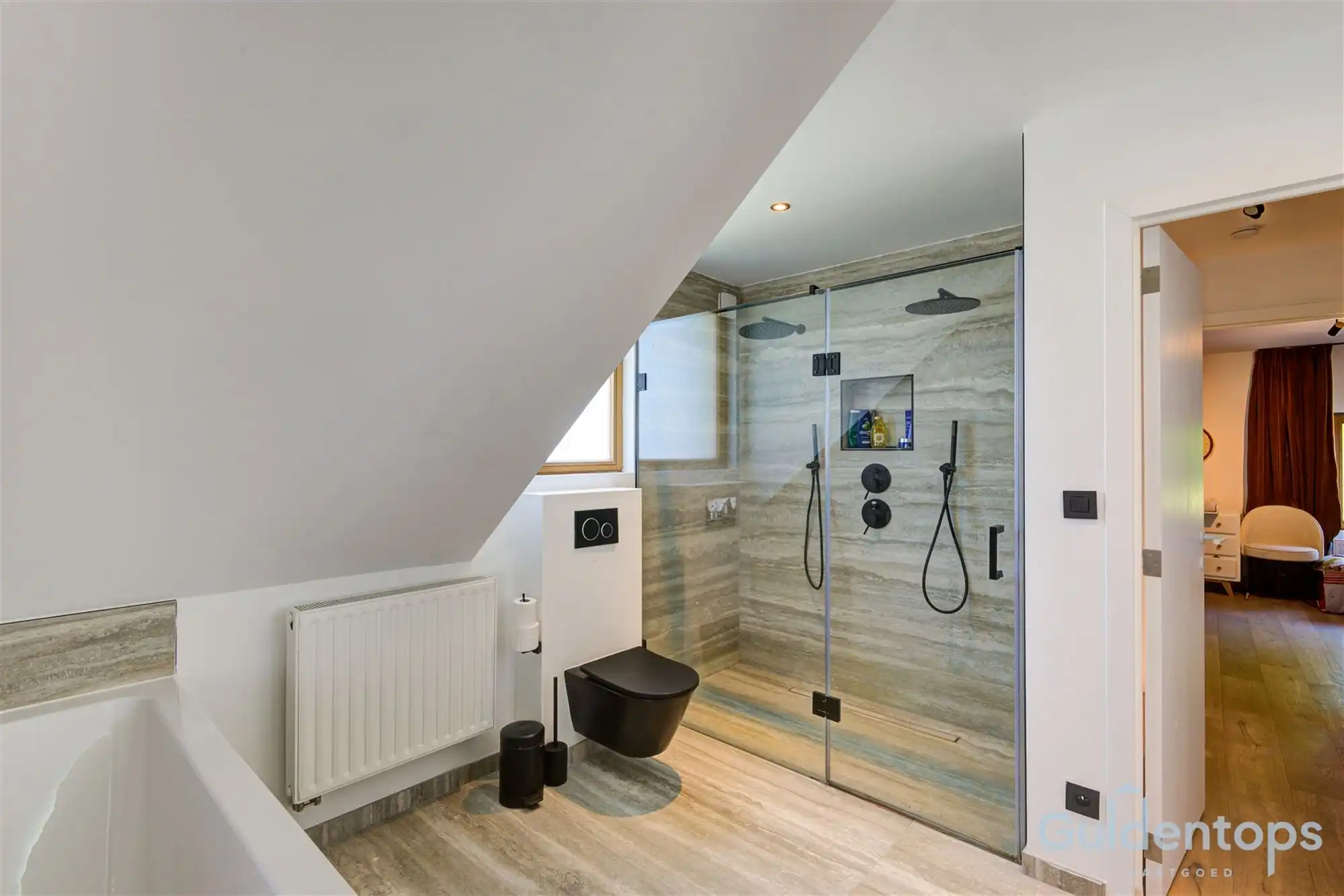 Energiezuinige goed gelegen villa  foto 24