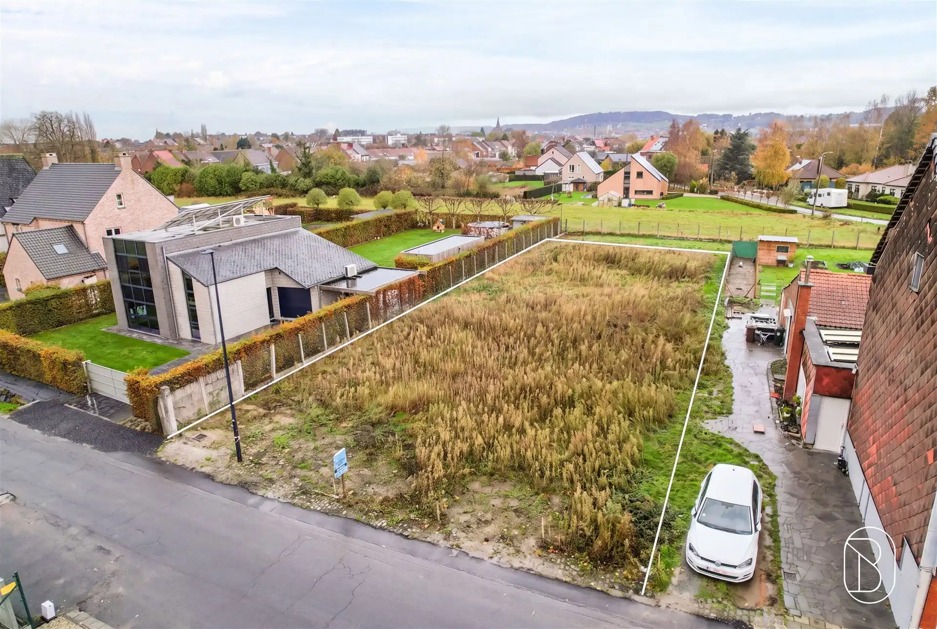 Bouwgrond te koop – 867 m² in rustige straat te Ronse foto 4
