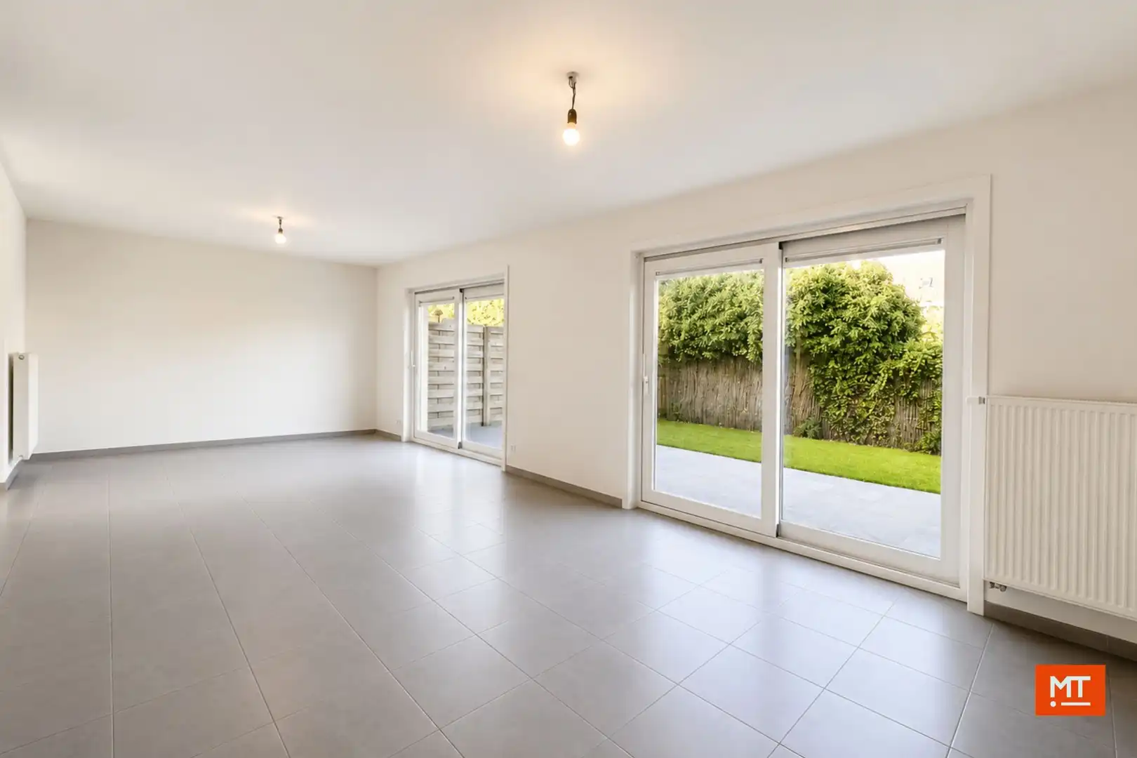 Woning te huur met 3 slaapkamers, tuin en garage te Heule foto 4